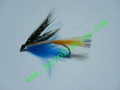 Flying insect f469
