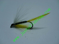 Flying insect f472
